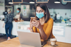 Facebook, Instagram e la mascherina